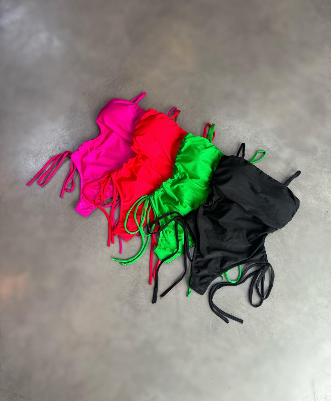 Body Maiô Lateral Drapeado/ Draped Side Swimsuit Body