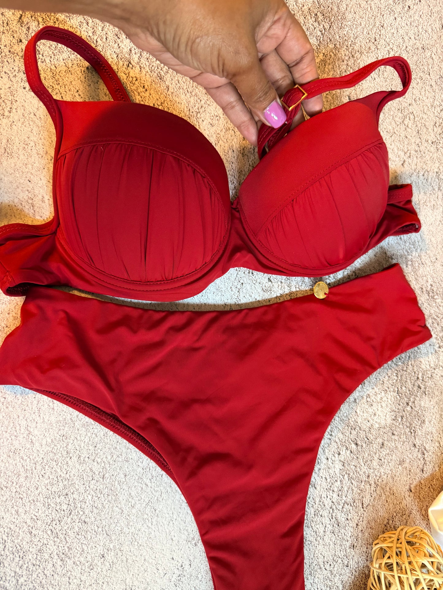 Balconette Underwire
Bikini Set