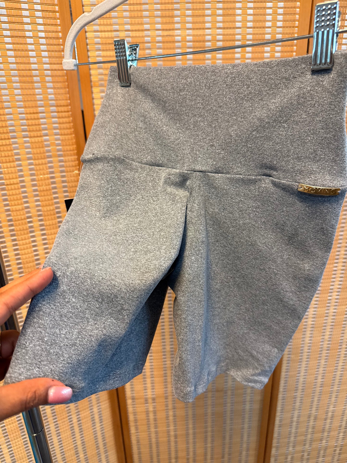 Shorts Empina