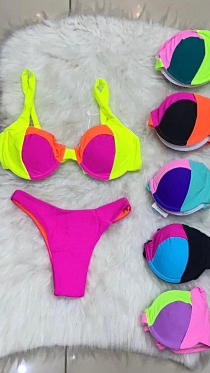 Conjunto Top Meia Taça e Calcinha asa delta