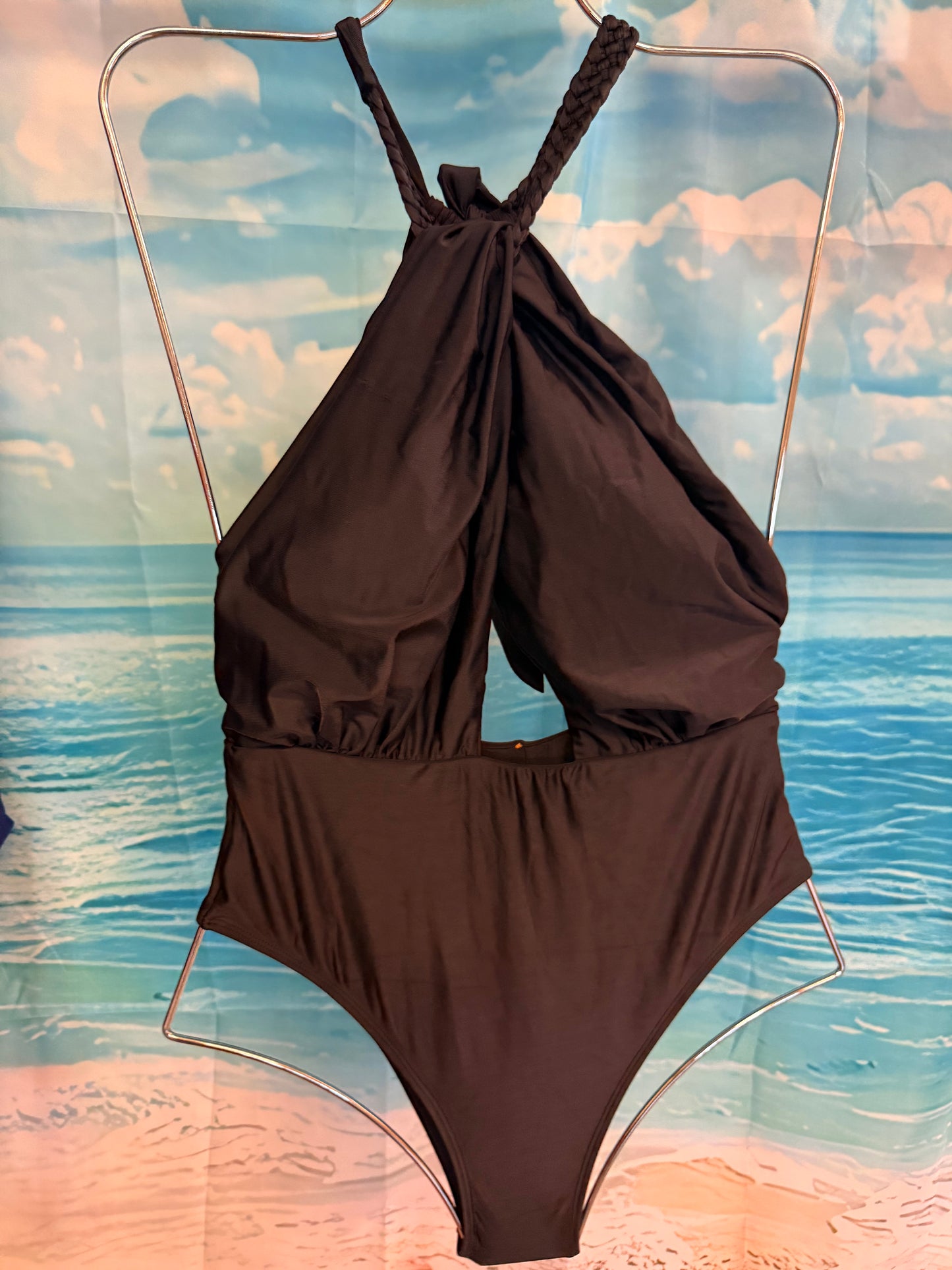 Maiô com Bojo e Detalhe Trançado – Preto ou Verde