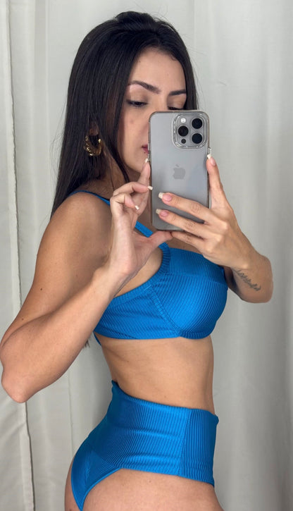 Conjunto Luiza com calcinha Hot Pants (Atol)