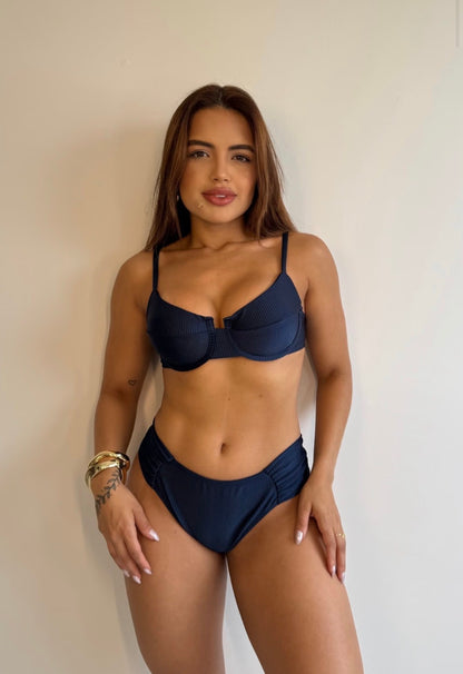 Conjunto Top meia taça com calcinha borboleta
