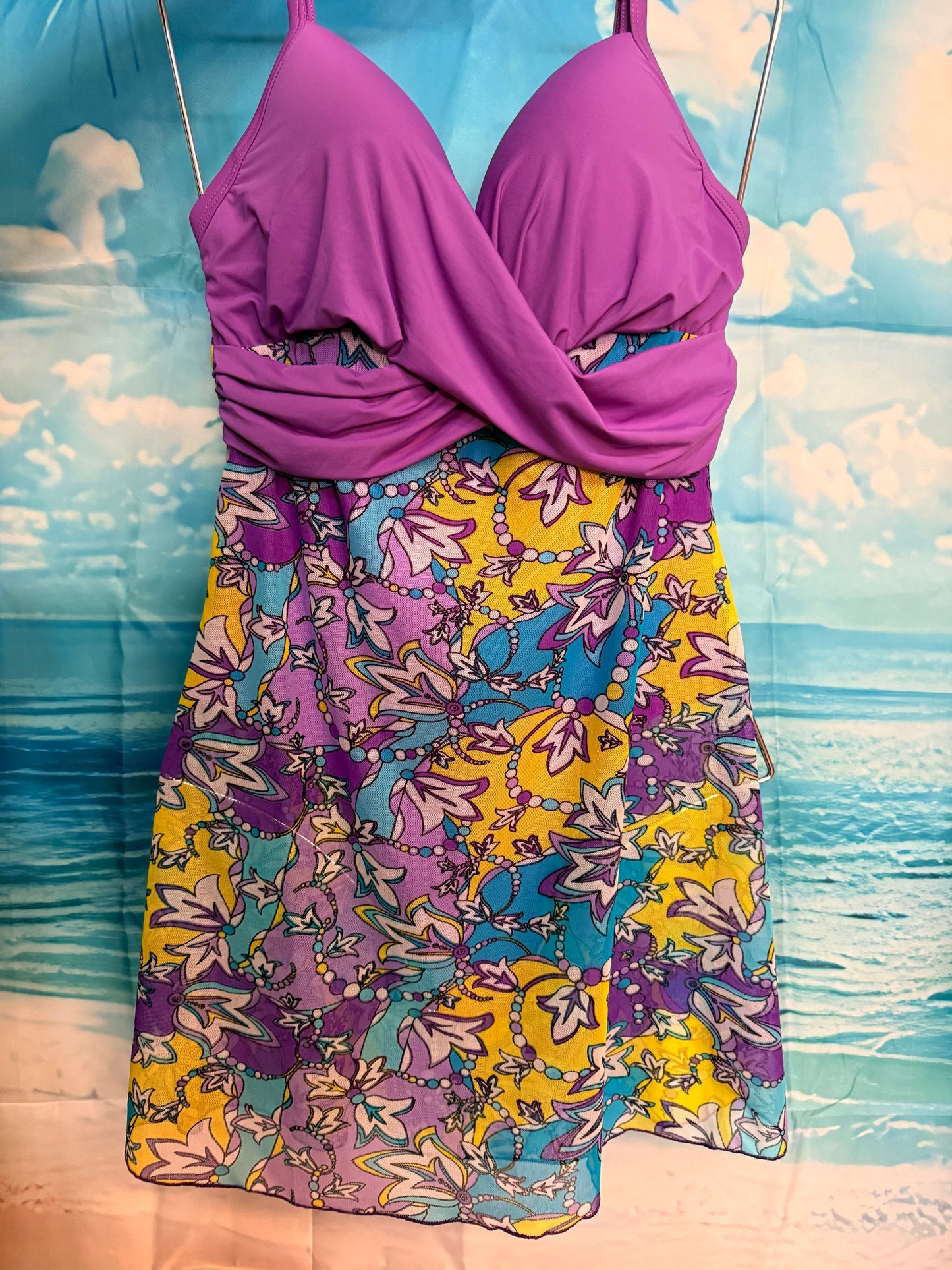 Swimsuit / Maiô com Sainha Sobreposta e Bojo – Lilás ou Azul Marinho Estampad